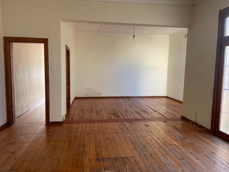 To Let 2 Bedroom Property for Rent in Woodstock Western Cape